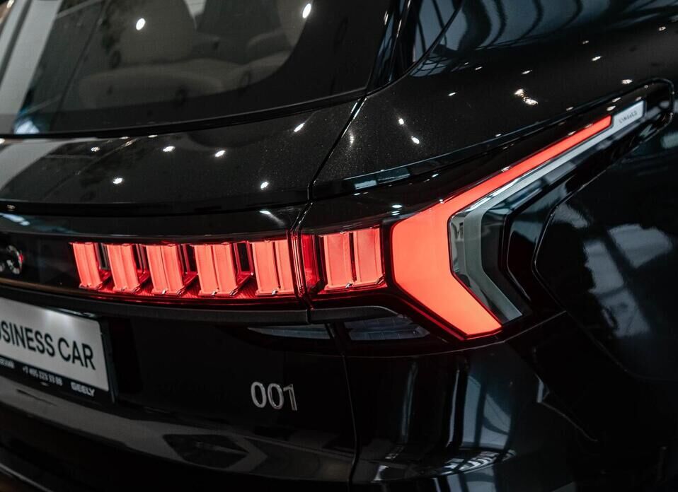 Lynk & Co 09 MHEV 2.0 AT (254 л.с.) 4WD